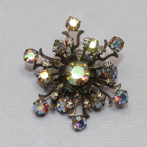Source Unknown Jewelry - Vintage Snowflake Pin Brooch Aurora Borealis Rhinestone Gold Tone